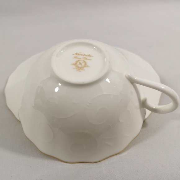 Vintage Noritake Teacup and Saucer Set, Brilliant White Embossed Swirl Gold Trim - Picture 4 of 5